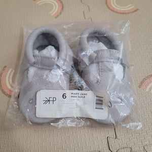 Freshly Picked Mary Jane Mini Sole Size 6